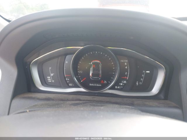 2017 VOLVO XC60 YV440MDU1H2199868 Photo 6