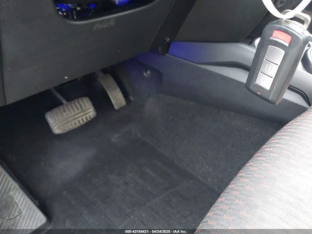 JA4AP3AW0HZ048376 Mitsubishi Outlander Sport 2.4 Se