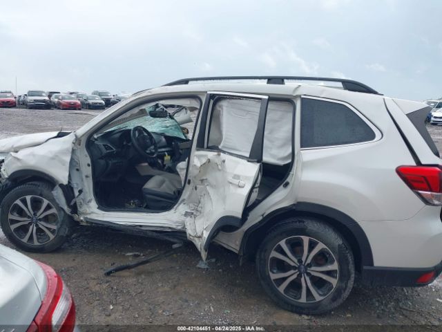 JF2SKAUC3KH495667 Subaru Forester Limited