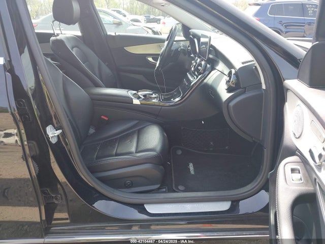 55SWF4KB7FU021743 Mercedes-Benz C 300 4matic/luxury 4matic/sport 4matic