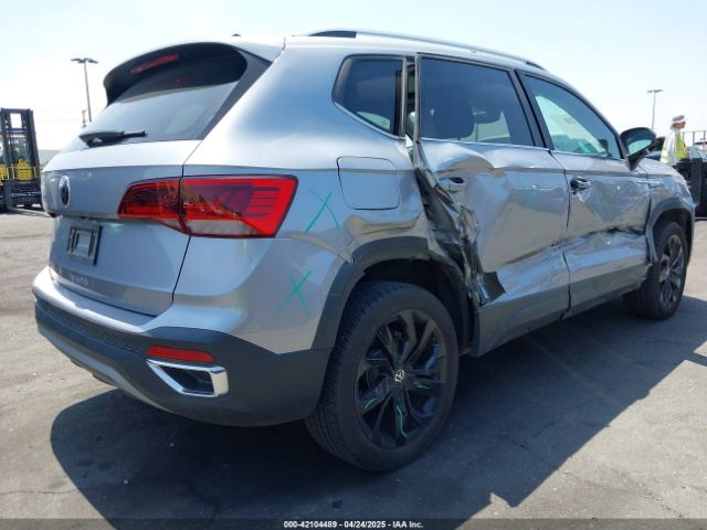 3VVEX7B29PM352544 Volkswagen tsi