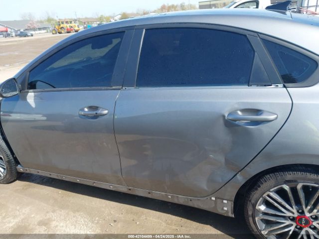 3KPF44AC6NE449955 KIA Forte Gt Manual