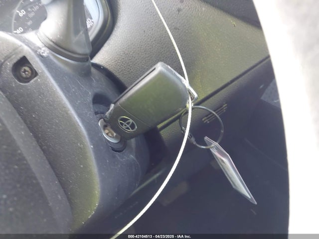 5YFB4MDE9RP084705 Toyota COROLLA LE