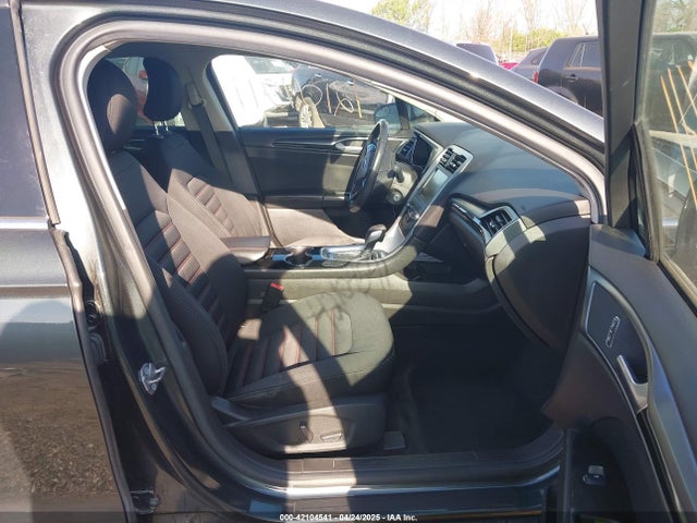3FA6P0H78FR299257 Ford FUSION SE