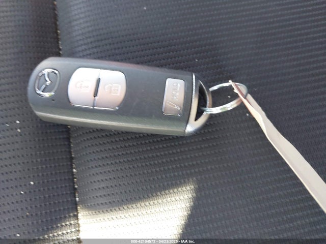 JM3KE4BY0G0899979 Mazda py