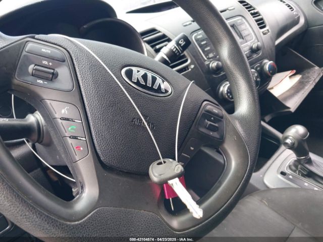 KNAFK4A60G5607976 KIA FORTE LX