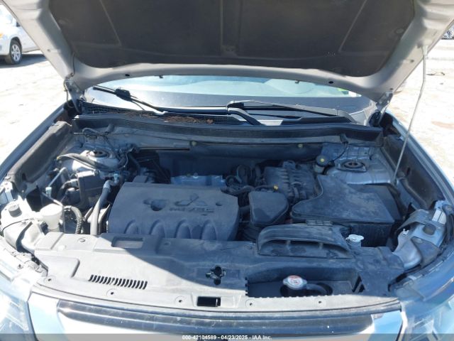 JA4AZ3A32HZ015847 Mitsubishi Outlander Se/sel