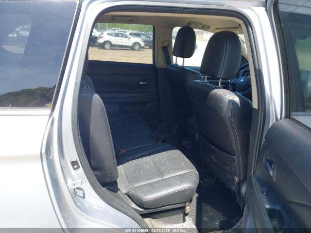 JA4AZ3A32HZ015847 Mitsubishi Outlander Se/sel