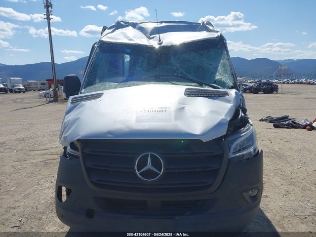 W1Y4KCHY3RT168035 Mercedes-Benz om654