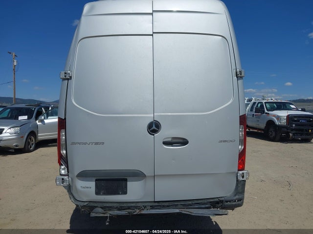 W1Y4KCHY3RT168035 Mercedes-Benz om654