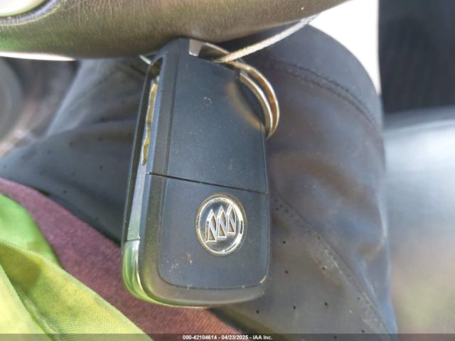 1G4GB5G33GF151777 Buick Lacrosse Leather