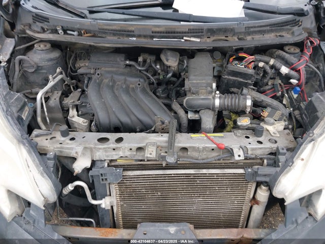 3N1CE2CP7EL415672 Nissan Versa Note S (sr)