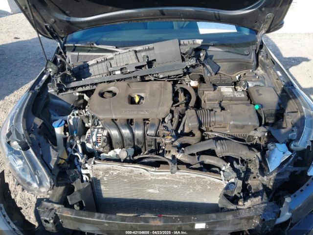 3KPF24AD7LE228649 KIA Forte Lxs