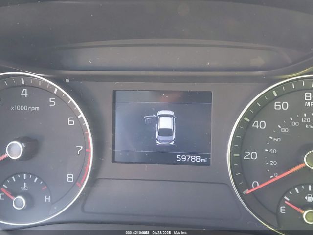 3KPF24AD7LE228649 KIA Forte Lxs