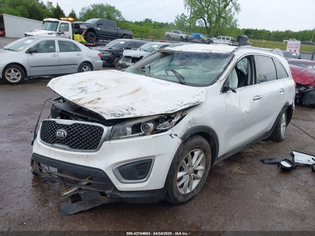 5XYPG4A55HG276014 KIA Sorento 3.3l Lx