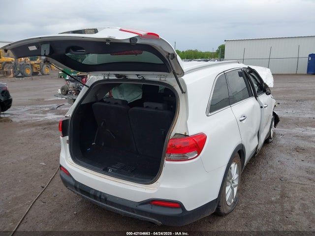 5XYPG4A55HG276014 KIA Sorento 3.3l Lx