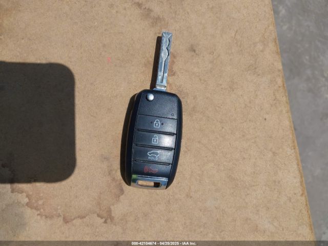 KNDPM3AC4L7798107 KIA Sportage Lx