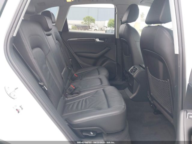 WA1LFAFPXEA016837 Audi Q5 2.0t Premium