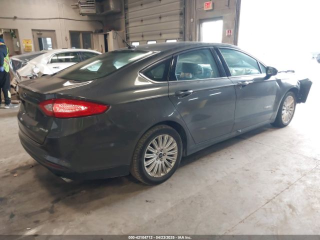 3FA6P0UU8FR178675 Ford Fusion Hybrid S