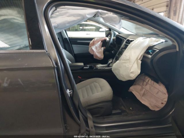 3FA6P0UU8FR178675 Ford Fusion Hybrid S
