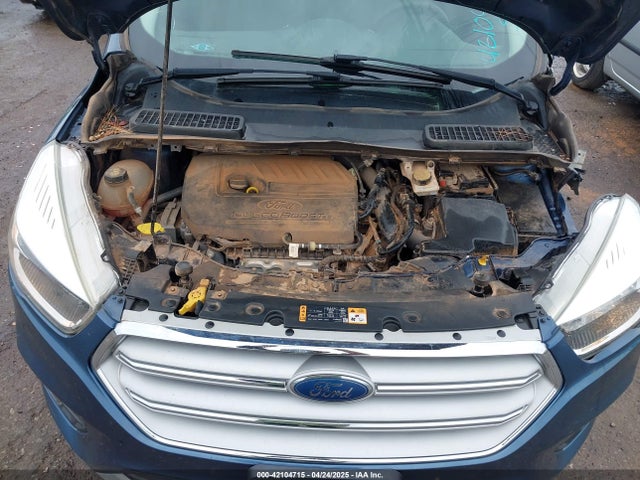 1FMCU0GD5JUA97177 Ford ESCAPE SE