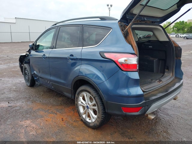 1FMCU0GD5JUA97177 Ford ESCAPE SE