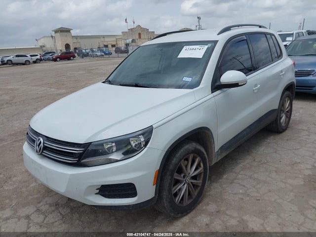 WVGAV7AX4JK004631 Volkswagen Tiguan Limited 2.0t