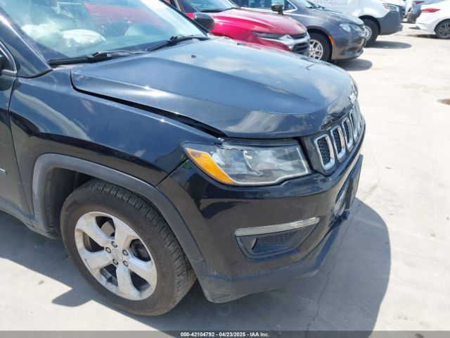 3C4NJCBB7HT690833 Jeep New Compass Latitude Fwd