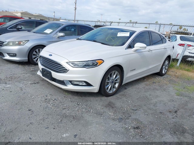 3FA6P0LU1HR267055 Ford Fusion Hybrid Se