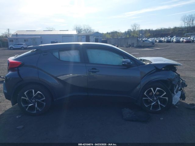 NMTKHMBXXNR145682 Toyota C-HR XLE