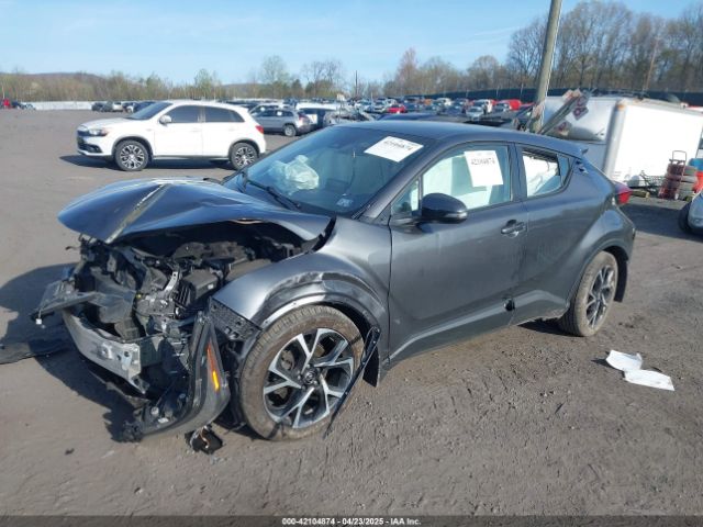 NMTKHMBXXNR145682 Toyota C-HR XLE