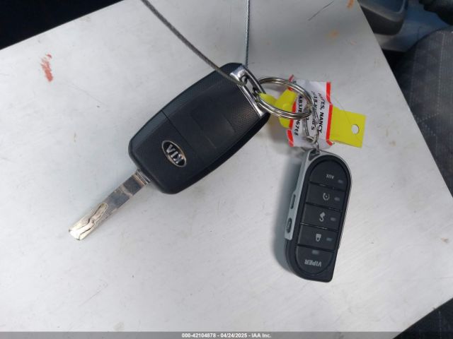 3KPA24AB3JE096768 KIA RIO S