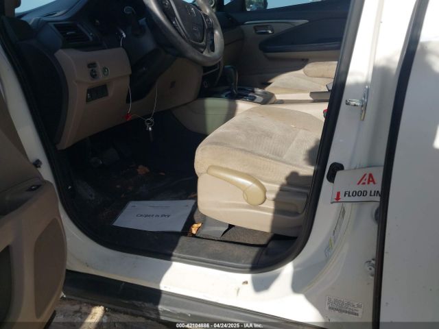 5FNYF5H12GB012271 Honda PILOT LX