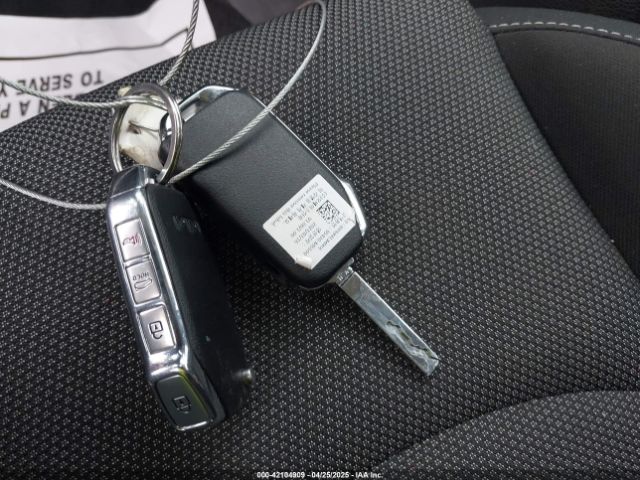 3KPF24AD6PE649011 KIA Forte Lxs