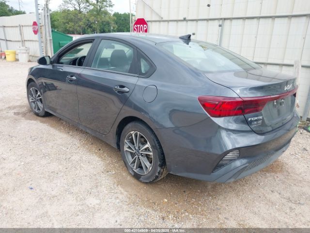 3KPF24AD6PE649011 KIA Forte Lxs