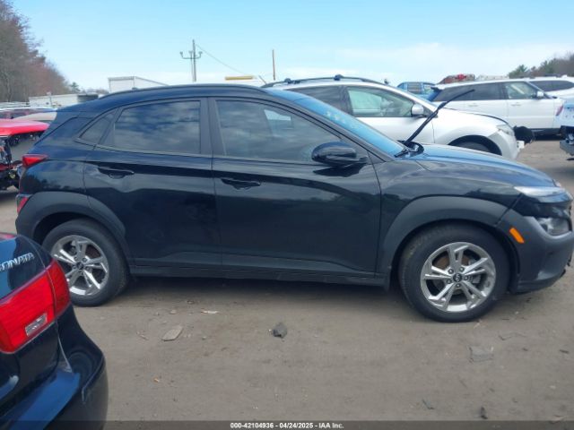 KM8K32AB4NU913965 Hyundai Kona Sel