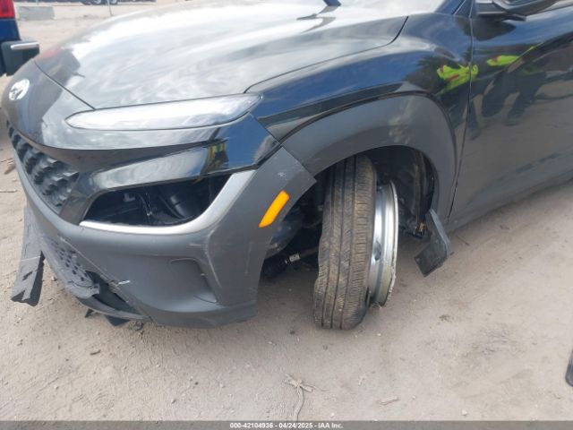 KM8K32AB4NU913965 Hyundai Kona Sel