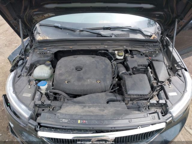 2019 VOLVO XC40 YV4162UK1K2052266 Photo 9