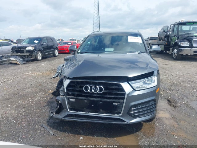 WA1BCCFS7JR014902 Audi Q3 2.0t Premium/2.0t Sport Premium