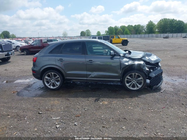 WA1BCCFS7JR014902 Audi Q3 2.0t Premium/2.0t Sport Premium