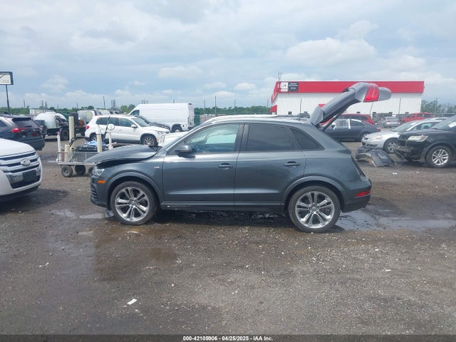 WA1BCCFS7JR014902 Audi Q3 2.0t Premium/2.0t Sport Premium