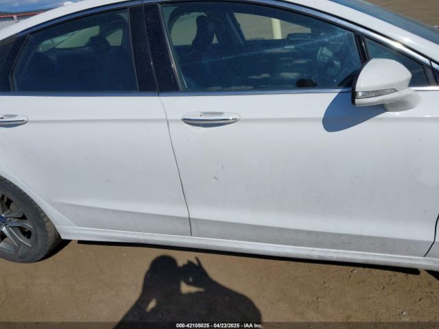 3FA6P0CD8KR117614 Ford FUSION SEL