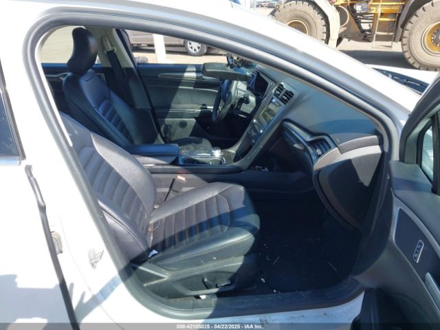 3FA6P0CD8KR117614 Ford FUSION SEL