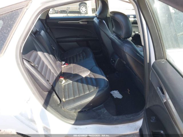 3FA6P0CD8KR117614 Ford FUSION SEL