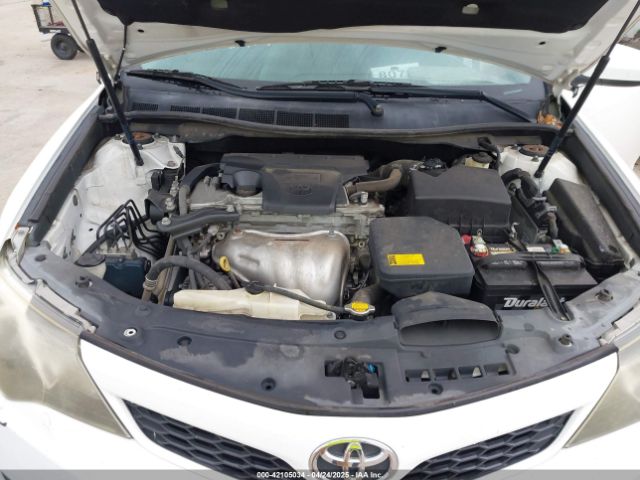 4T1BF1FK2EU833090 Toyota CAMRY SE