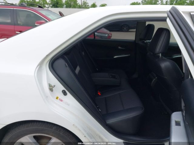 4T1BF1FK2EU833090 Toyota CAMRY SE