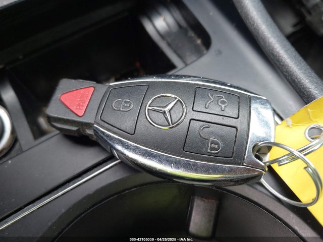 WDCTG4GB2HJ325790 Mercedes-Benz Gla 250 4matic