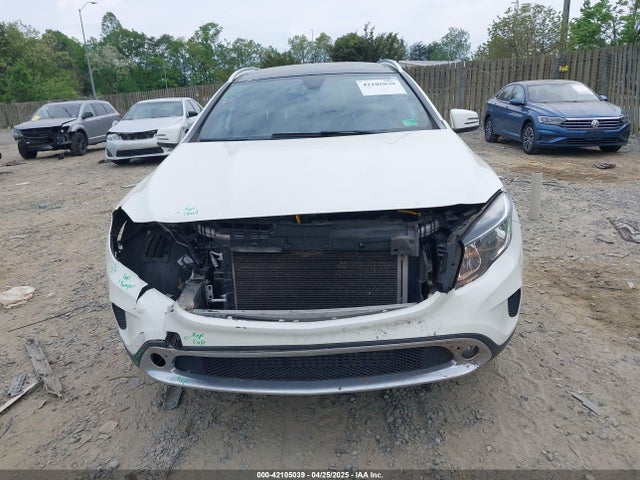 WDCTG4GB2HJ325790 Mercedes-Benz Gla 250 4matic