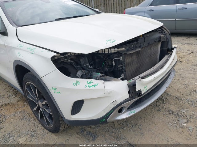 WDCTG4GB2HJ325790 Mercedes-Benz Gla 250 4matic