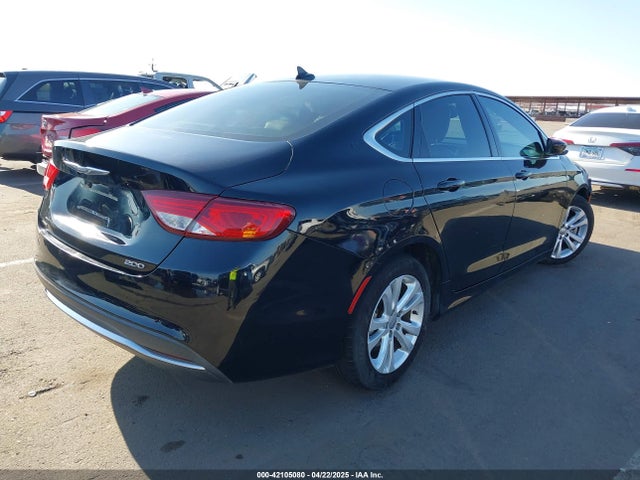 Chrysler 200 Limited 2015 1C3CCCAB4FN695203 Image 4